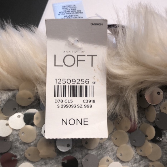 Cream faux fur and silver sequin neck warmer NWT - Picture 12 of 13